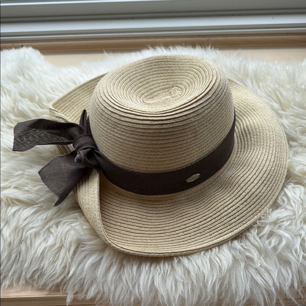 Women’s Beige Straw Sun Hat with Brown Ribbon